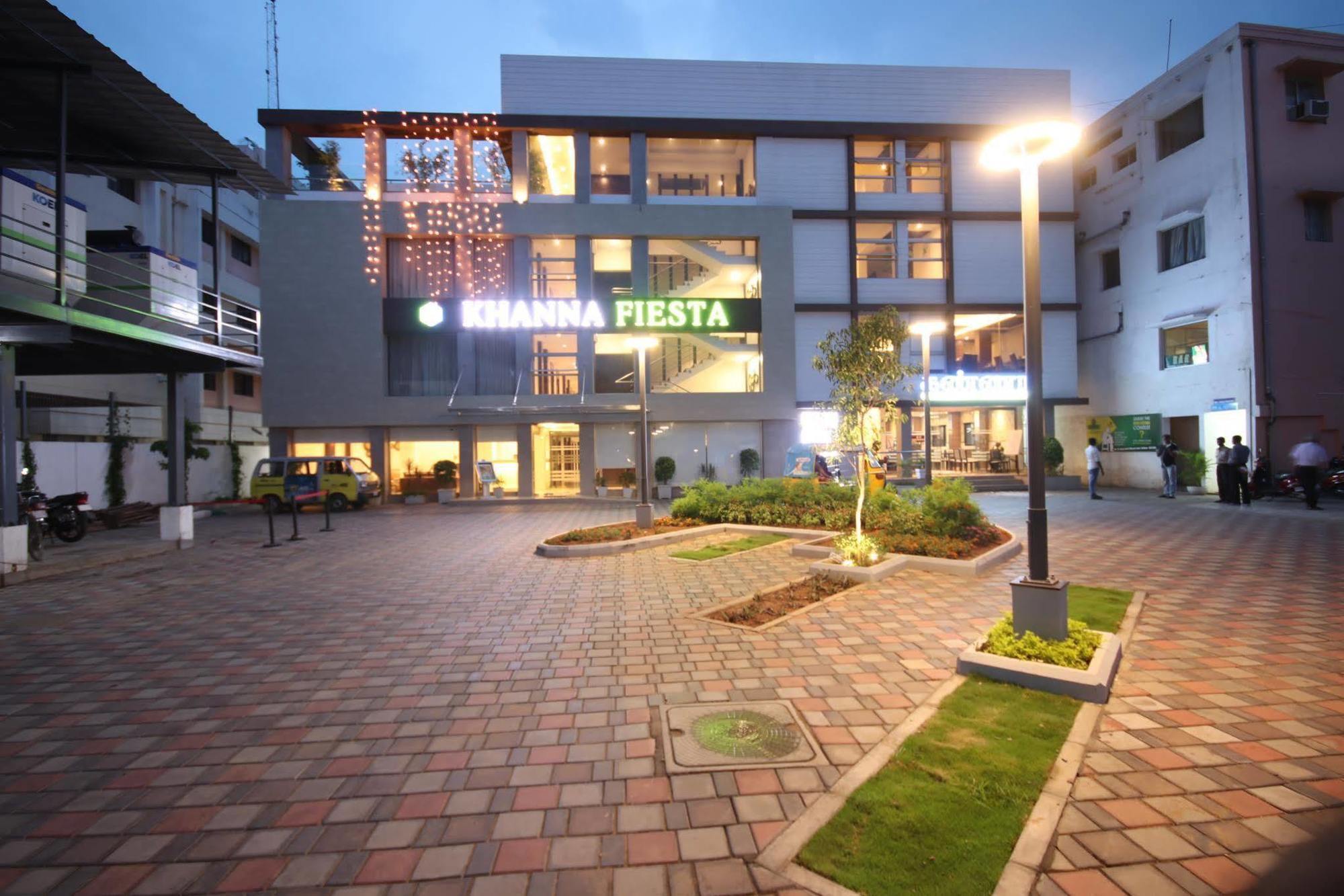 Khanna Fiesta Hotel Vellore Exterior photo